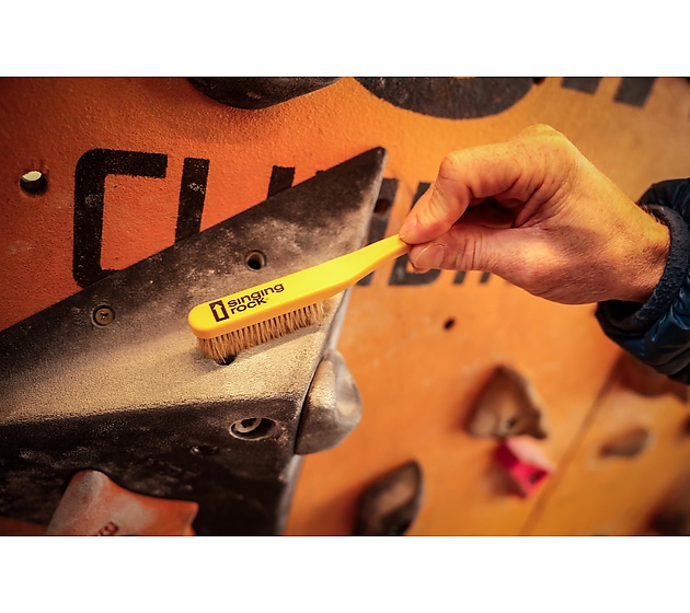 C0109YX00 – CHALK BRUSH – yellow